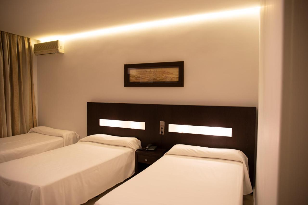 Hotel El Meson Torrijos Ngoại thất bức ảnh