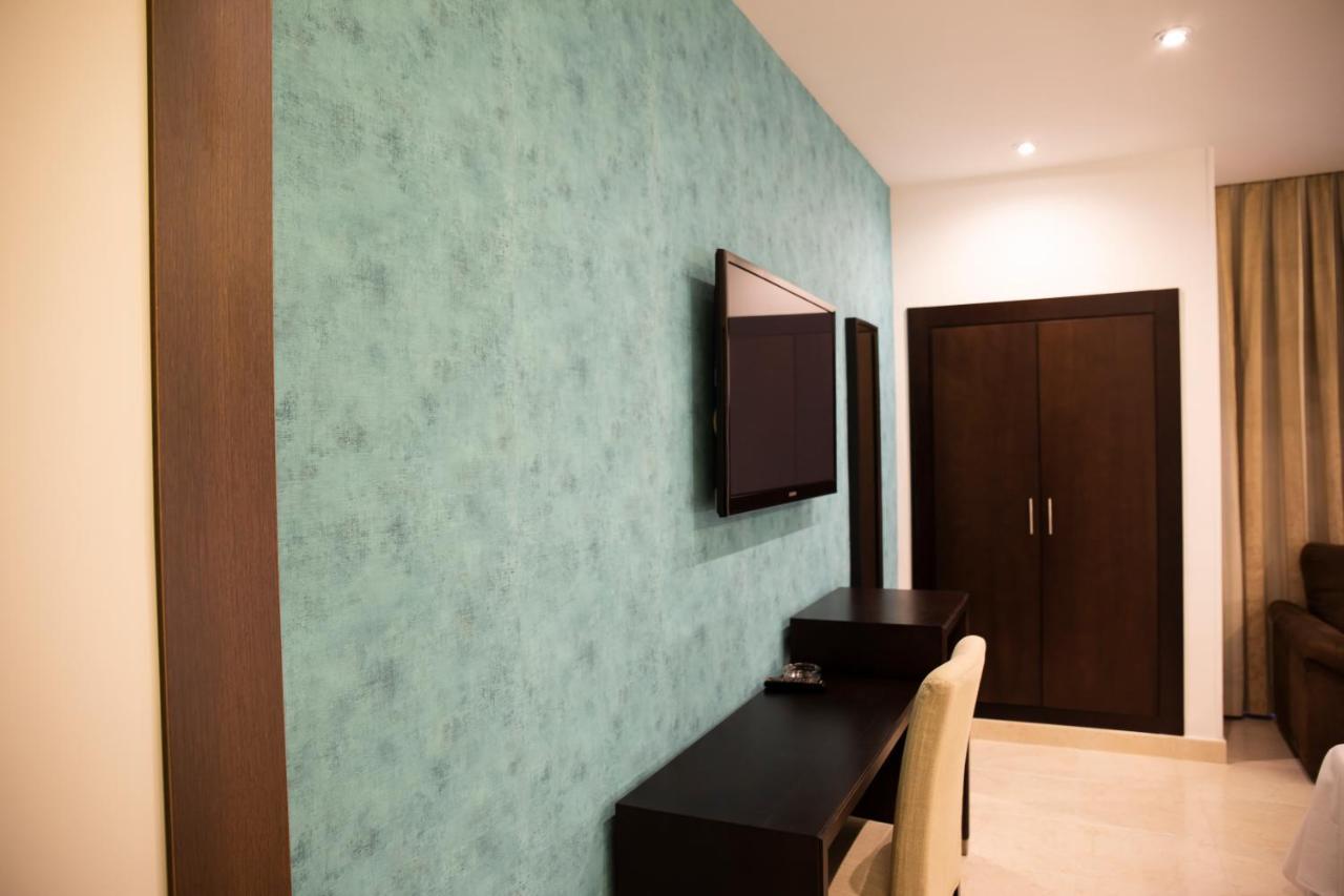 Hotel El Meson Torrijos Ngoại thất bức ảnh