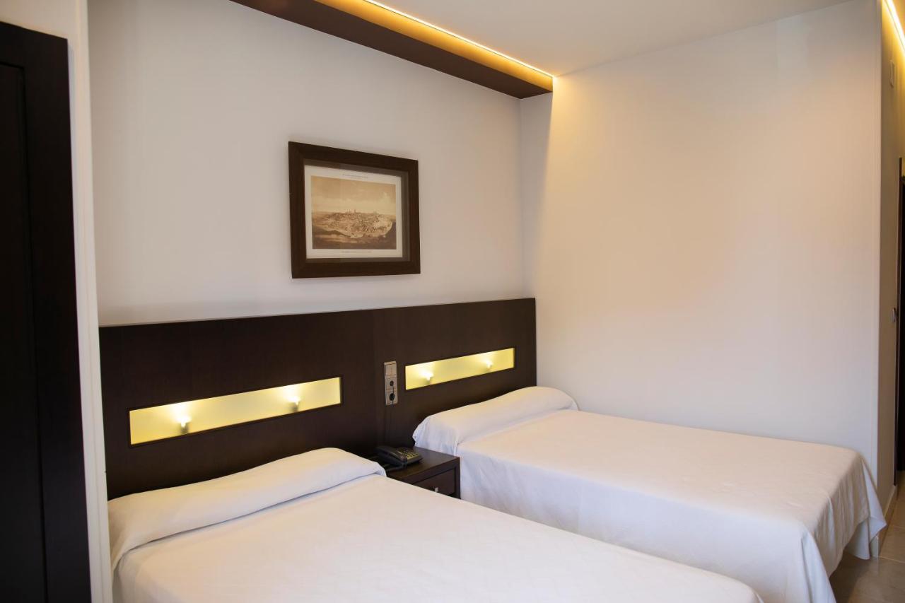 Hotel El Meson Torrijos Ngoại thất bức ảnh
