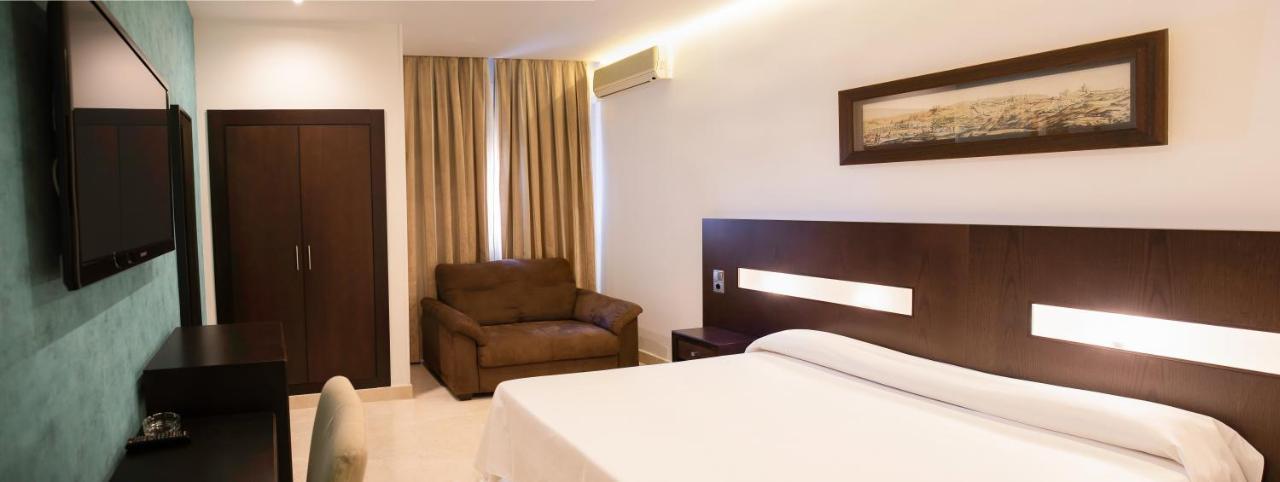 Hotel El Meson Torrijos Ngoại thất bức ảnh