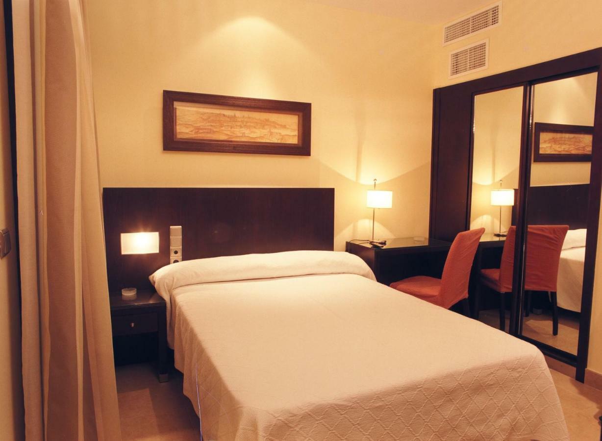 Hotel El Meson Torrijos Ngoại thất bức ảnh