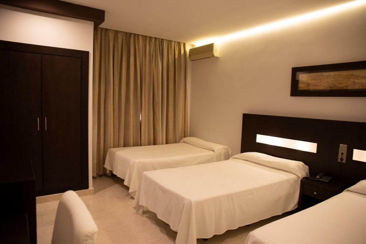 Hotel El Meson Torrijos Ngoại thất bức ảnh