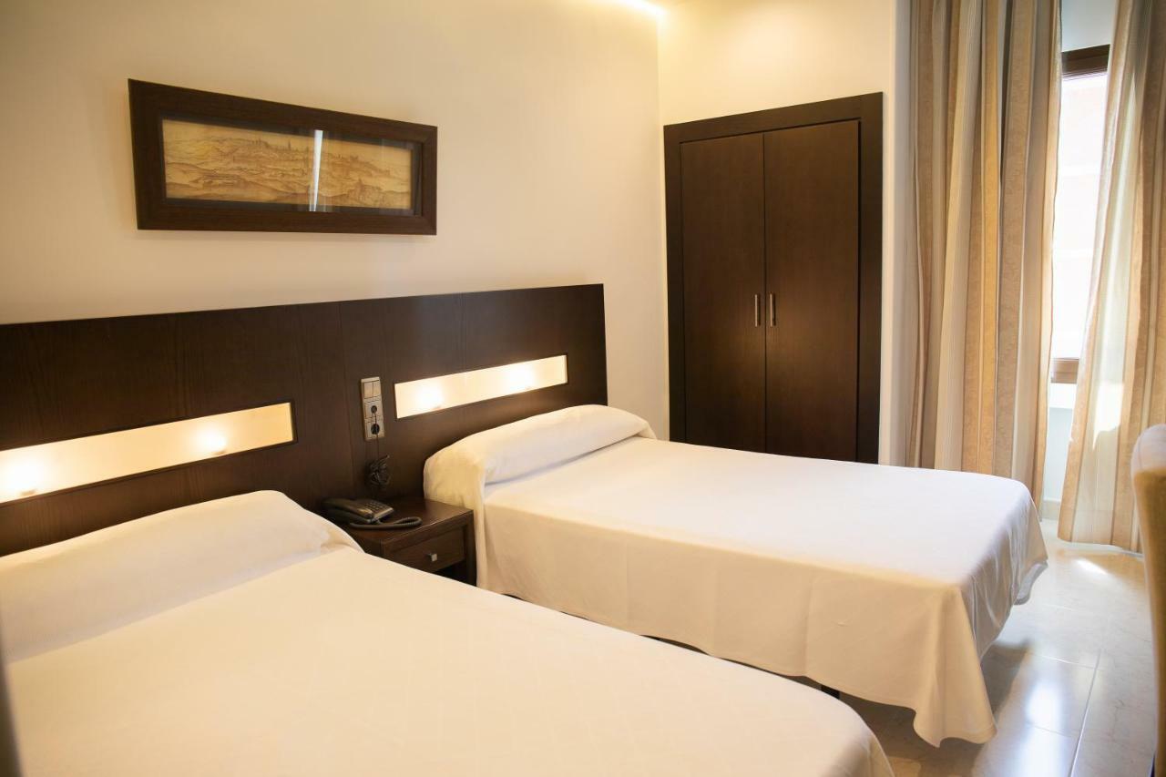 Hotel El Meson Torrijos Ngoại thất bức ảnh